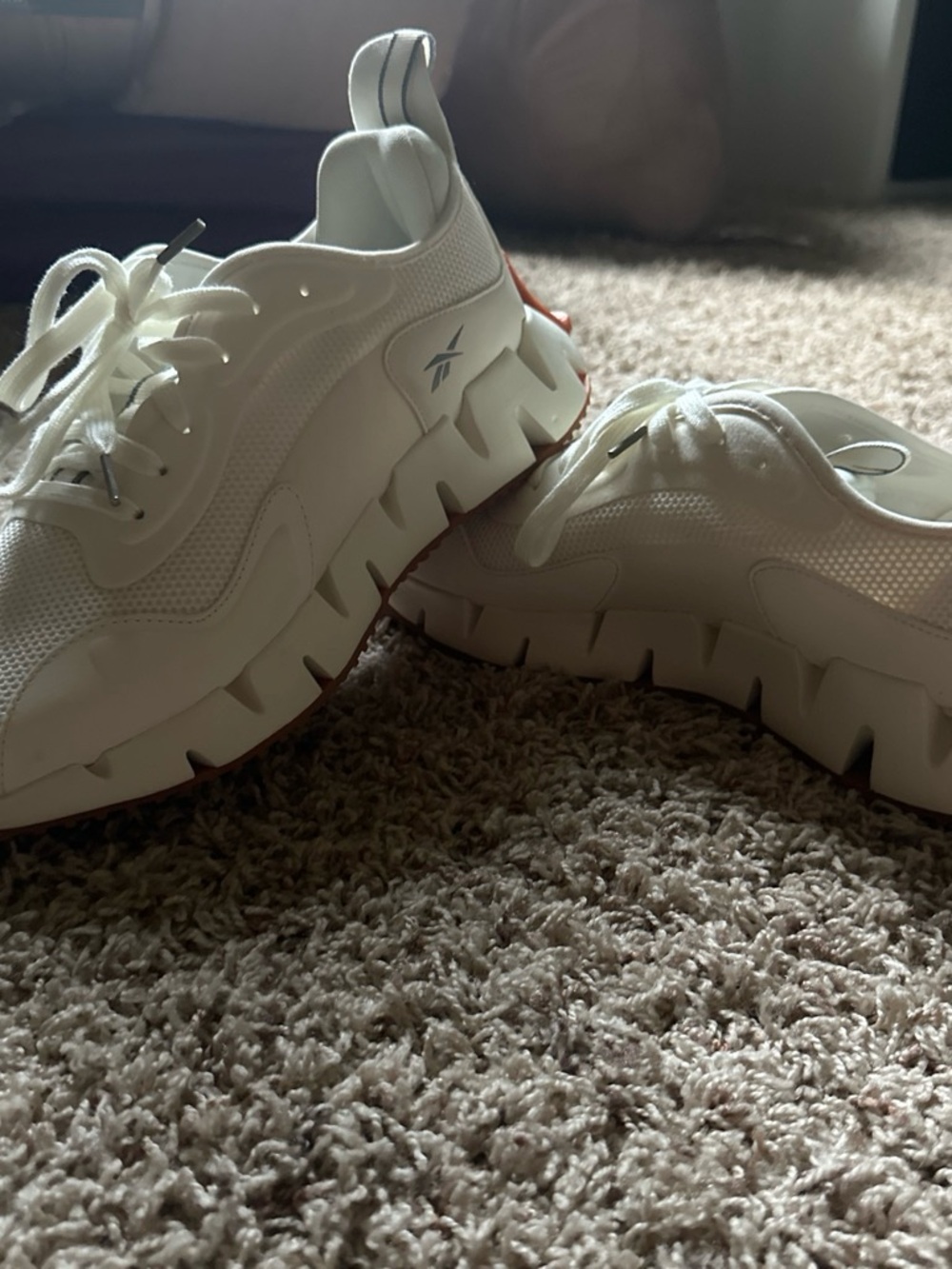 NWOT Reebok Women’s White Chunky Zig-Style Sneakers with Brown Outsole.